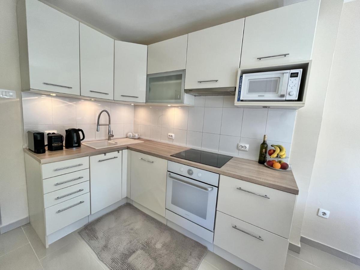 Luxury Apartment Lolipop สปลิท ภายนอก รูปภาพ